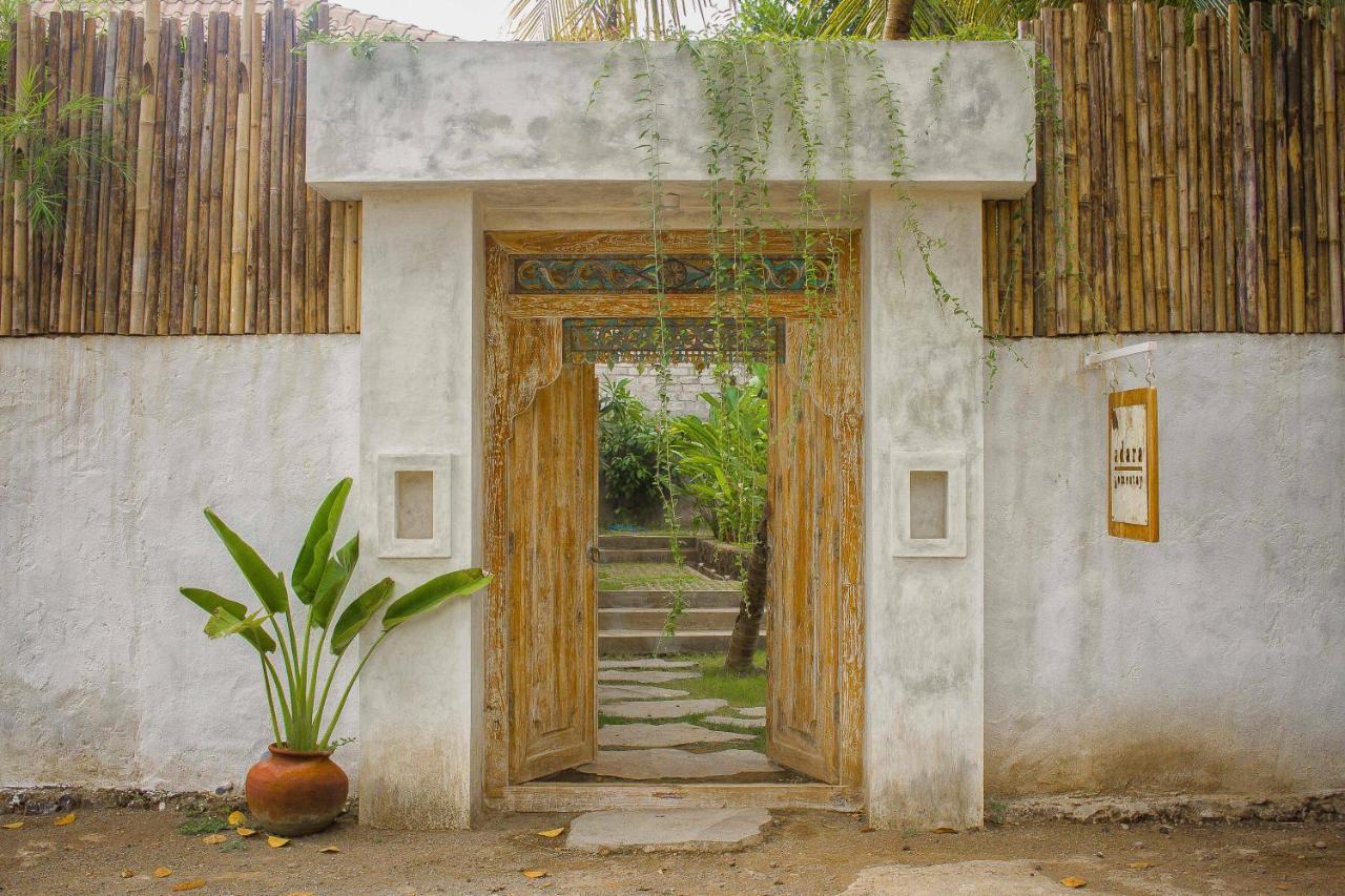 Adara Homestay Banyuwangi  Kültér fotó