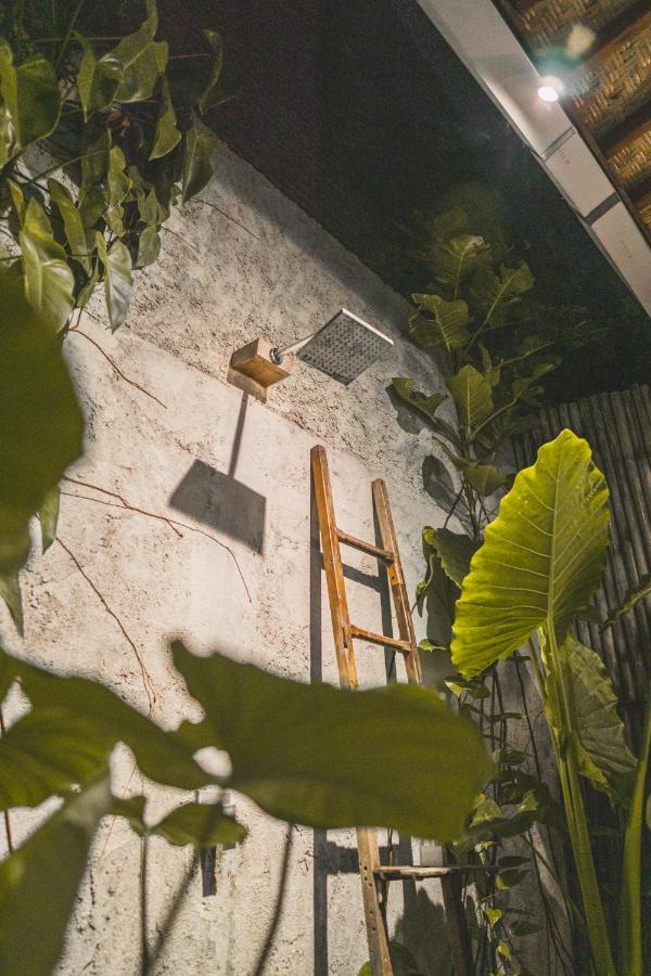 Adara Homestay Banyuwangi  Kültér fotó